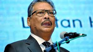 Tan sri mohamed apandi ali. Ag Apandi Ali Defies Mahathir S Not So Subtle Hints That He No Longer Has A Job