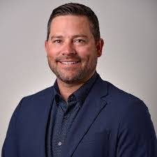 Derick Hurst's Instagram, Twitter & Facebook