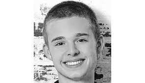 Aaron Toms's Instagram, Twitter & Facebook