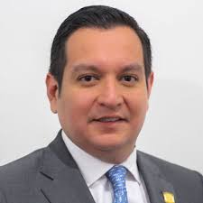 Hugo Danilo Lozano Pimiento del Centro Democrático : biografía y cómo votó  en las reformas radicadas en el Congreso