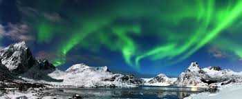 From destinations within northern norway, such as tromsø, kirkenes, hammerfest, båtsfjord and vadsø, the airline company widerøe and the bus company boreal can be used. Eismeer Und Polarlichter Mit Hurtigruten