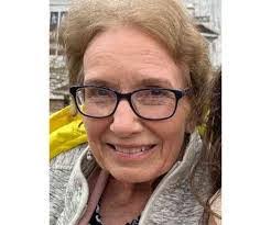 Denise Buettner's Instagram, Twitter & Facebook