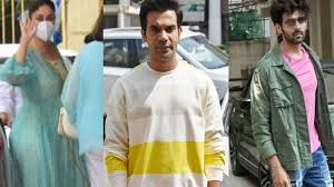 You know how you love to watch sparks fly between your favorite characters on screen? From Kareena Kapoor Khan To Kartik Aaryan Bollywood Celebs Spotted In Mumbai Hindi Movie News Bollywood Times Of India Movie Download