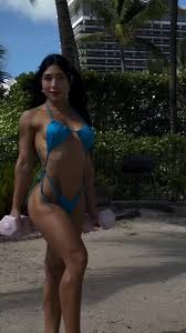 Hot Girls Club Colombia 20K 🇨🇴 @racksandabs - Twitter Profile | Sotwe