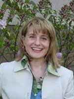 Amy Holsinger's Instagram, Twitter & Facebook