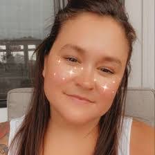 Jasmine Gardner's Instagram, Twitter & Facebook