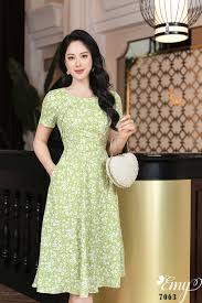 EM7063 Đầm Xoè Hoa Nhí Cổ Cách Điệu – Emy Thời trang thiết kế