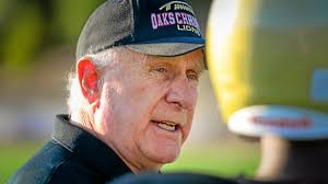 Oaks Christian football embraces Bill Redell's return to coaching