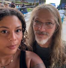 Can an Esquire with a P90 pickup work with a standard Tele pickup and  switch options?