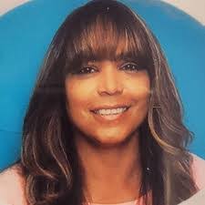 Lorraine Deleon's Instagram, Twitter & Facebook