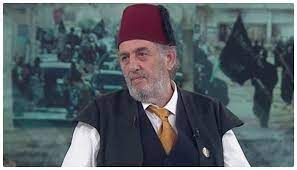 Kadir mısıroğlu, 24 ocak 1933 tarihinde trabzon'da dünyaya geldi. Kadir Misiroglu Nun Yakinlari Miras Kavgasina Basladi Tr724