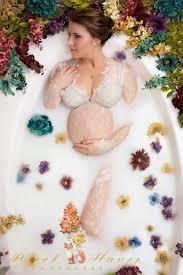 The latest maternity photo trend that. Maternity Milk Bath Photography Ideas Click To See Lots Of Great Diy Ideas For Your Photoshoot Including F Milk Bath Photography Milk Bath Maternity Milk Bath