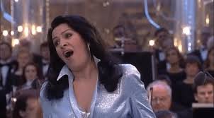 Conducted by nicola luisotti, starring angela gheorghiu and ramón vargas. Angela Gheorghiu Roberto Alagna Give Concert In Dressden On Make A Gif