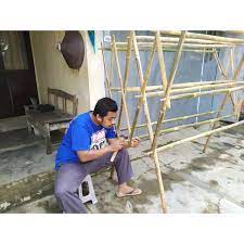 Karena hasil dari kerajinan tangan bambu ini banyak sekali diminati masyarakat lokal bambu ternyata memiliki banyak sekali manfaat nya bahkan dapat dijadikan obat tradisional turun temurun, adapun kelebihan dari bambu ini yaitu. Jemuran Bambu Kuat Shopee Indonesia