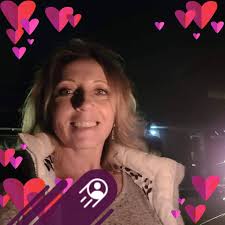 Can someone make a custom dessert like this?