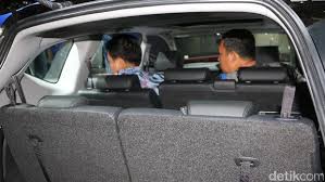 Maybe you would like to learn more about one of these? Kursi Baris Ketiga Cr V Bisa Diduduki Orang Dewasa Dengan Nyaman