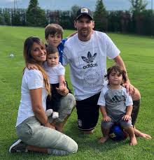 The argentinian footballer has lived in if you want to visit the city lionel messi calls home, consult our list of long term rental in barcelona. Why Can T Planes Fly Over Messi S House