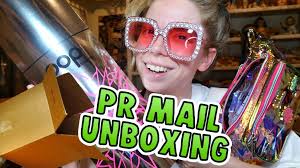 Lisa Weddle (@lisaerin4life)