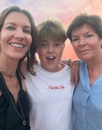 Verity Portas's Instagram, Twitter & Facebook