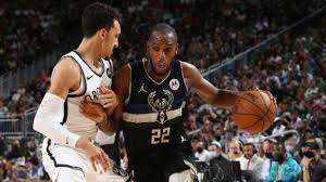 Has one older sister, brittney. Khris Middleton Stats News Bio Espn