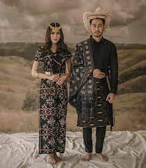 Maybe you would like to learn more about one of these? Pin Di Traditional Ceremony