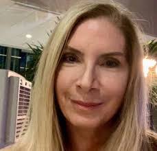 Jane Cosman's Instagram, Twitter & Facebook