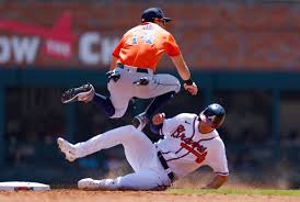 Astros vs. Braves: Playoff Push Heats Up! Who Will Dominate? - Imagen principal del artículo