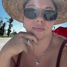 BRUTAL OBITUARY GOES VIRAL -- "She will not be missed" by her children.