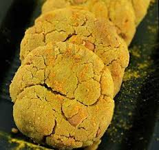 Curcuma Et Noix Le Duo Gagnant De Vos Biscuits Sales Sans Gluten Sans Lait Sans Oeufs Sans Gluten Biscuit Sale Curcuma Recette
