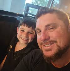 Ark tips and tricks to make life easier?