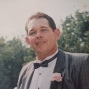 Daniel Bittle's Instagram, Twitter & Facebook