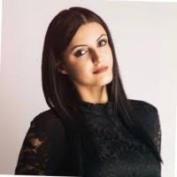 100+ perfiles de «Coman»