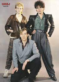 You might know jim chanos. Die 16 Besten Ideen Zu Alphaville Alphaville Forever Young Synthie Pop Stars Der 80er