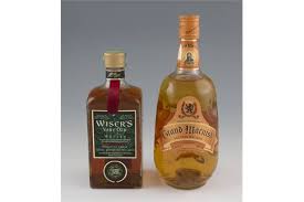 2 Bottles Of Whisky Wiser S 18 Year Old Very Old Canadian Whisky 40 70cl Grand Macnish Scotc