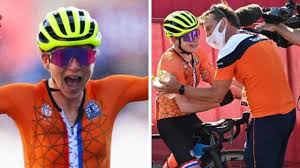 Cyclists race without earpieces at the olympics and that played a part in van vleuten's. 57 Mcrjv6vm7cm