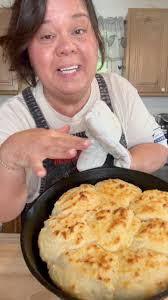 Drop biscuits! So easy and you don't have to roll or cut them out!  #mountaincookinwithmissy #buttermilkbiscuits #momscooking