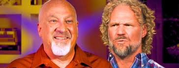 She was in a toxic relationship with a narcissist, you can't compare the  two