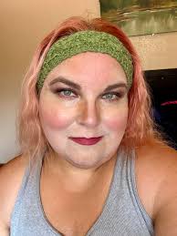 Are knotted headbands a good stock-up item?