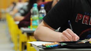 Browse our listings to find jobs in germany for expats, including jobs for english speakers or those in your native language. Mathe Prufung War Wohl Zu Schwer Bremen Hebt Abitur Noten An N Tv De