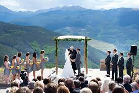 A Modern Mountain Wedding In Vail Colorado Luxe Mountain Weddings Mountain Destination Weddings Mountain Wedding Mountain Destinations Mountain Bride