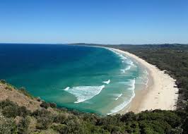 Surfing at 'the wreck' off belongil beach, byron bay, new south wales, australia. The 4 Best Beaches In Byron Bay Stayz