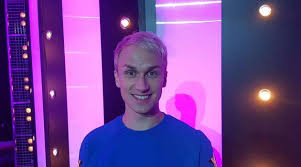 Christoffer strandberg is an actor and writer, known for putous allstars (2020), putous (2010) and ihan sama (2014). Christoffer Strandberg On Valmis Pikasuhteille Haluaisi Tv Ssa Haukut Talta Putous Hahmolta Suomi24 Viihde