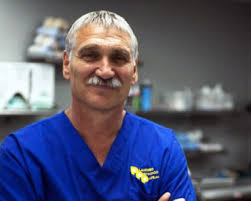 Dr. Jeff Young Vet's First wife, Current wife, Age, Death, Wikipedia  Biography. -