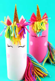 1001 Tutos Ultra Faciles Et Exemples D Activite Manuelle Facile 3 5 Ans En 2020 Bricolages De Surcyclage Art Du Papier Lamine Artisanat Bricolage Papier