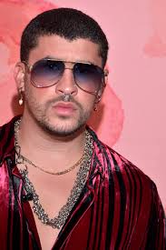 The singer and his girlfriend have been dating since 2017. Bad Bunny Wikipedia