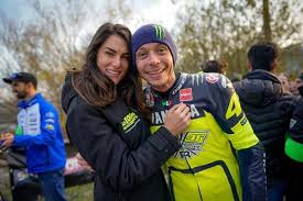 Francesca sofia novello, valentino rossi's girlfriend, answers some questions from followers on instagram, one in particular about the relationship with the doctor. Valentino Rossi Ngaku Beruntung Bisa Jadian Dengan Sofia Novello