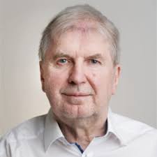 How Graphic Designers Can Expand Their Skills with Consulting