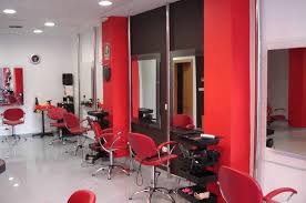 Somos una cadena de salones de belleza con certificaciones internacionales, profesionales en el cuidado de tu cabello, cambios de look, cortes, tintes, tratamientos, maquillajes, estilizados y más. Colores Para Salon De Belleza Exterior Novocom Top