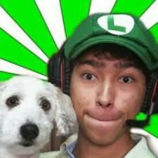 Stream Roberto Mares music