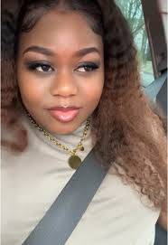 Fijne Zaterdag met Muziek en Vriendschap!